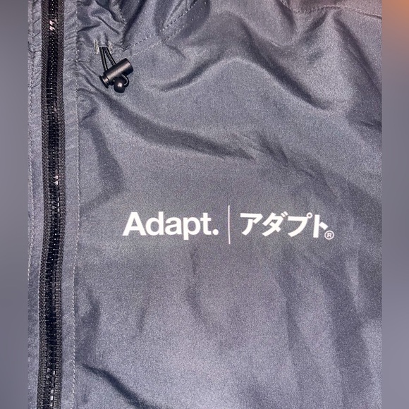 Black wind breaker - Picture 5 of 5